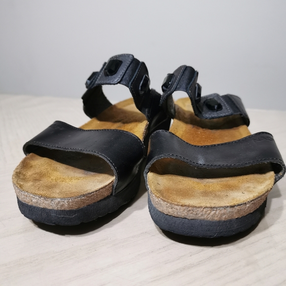 Naot Ashley Sandals - Picture 5 of 16